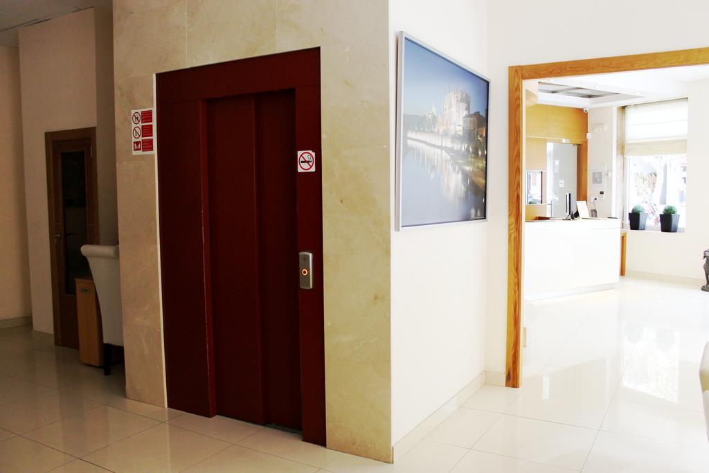 Hotel Amic Colon Palma de Mallorca Exterior photo